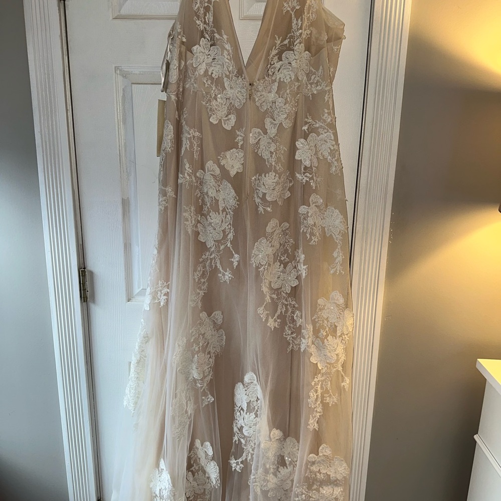 Melissa Sweet Wedding Dress MS251200 Champagne Ivory Floral Applique NWT (24W) - Picture 6 of 13